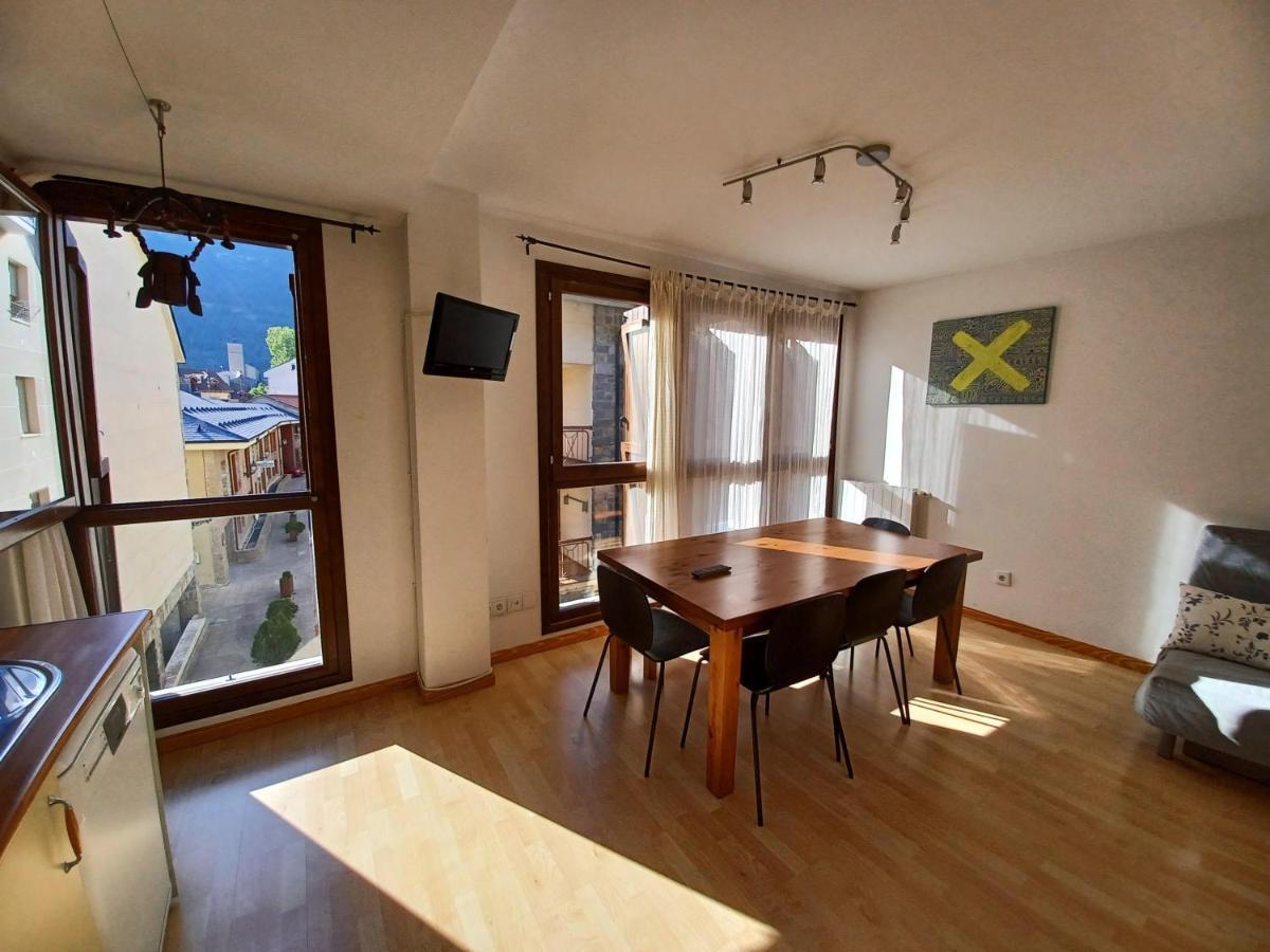 Appartamento En El Pleno Centro De Biescas Con Garaje, Ascensor Y Wifi Esterno foto